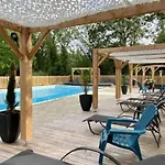 Camping Confortable Avec Terrasse Pour 2 Personnes - Api-1-52-559 Coulon