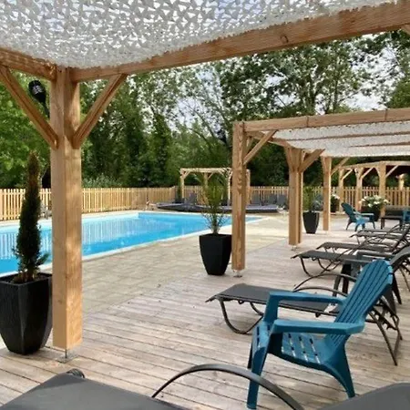 Campingplatz Confortable Avec Terrasse Pour 2 Personnes - Api-1-52-559 Coulon